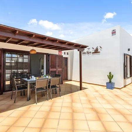 Rosa - Vipvipvillas Arrecife (Lanzarote)