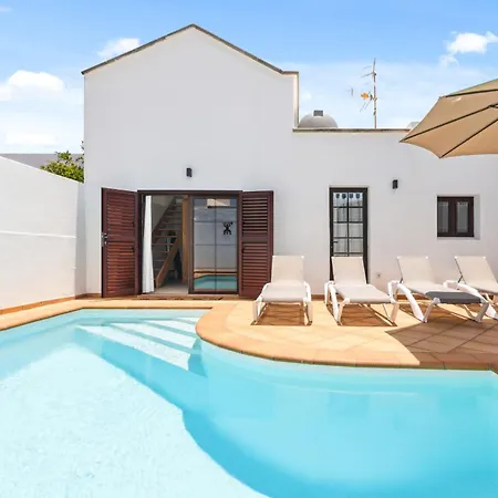 Rosa - Vipvipvillas Вилла Арресифе