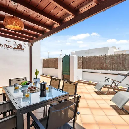 Rosa - Vipvipvillas * Арресифе